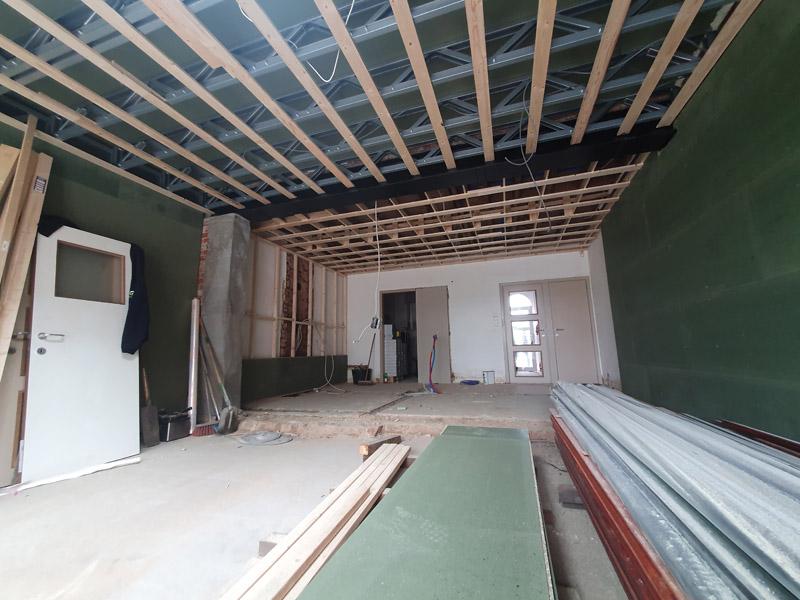 Aanbouw in staalframe - Voorbereiding voor wanden, plafonds in gyproc